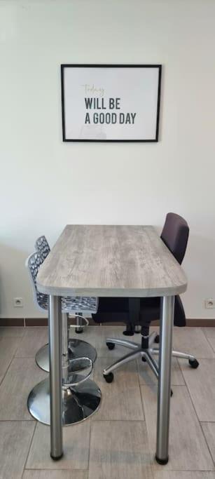 T2 Pool & Terrasse - Parking - Metro - Wifi Apartment Toulouse Exterior photo